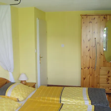 Kolarnock Apartman Feld am See