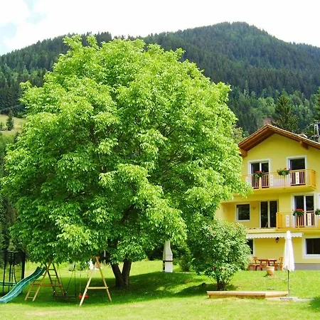 Kolarnock Apartman *